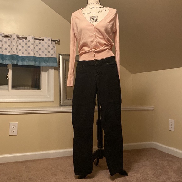 Old Navy black skinny jeans - Picture 2 of 10